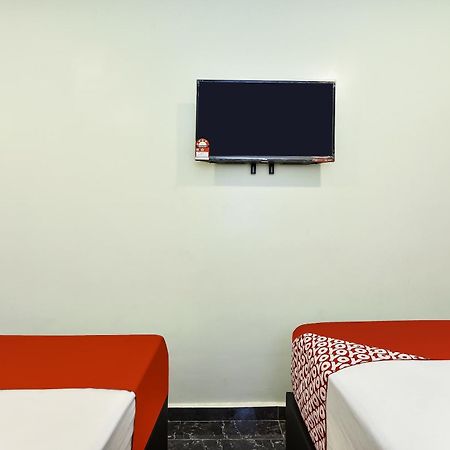 Oyo 90445 Th Hotel 伯豪 外观 照片