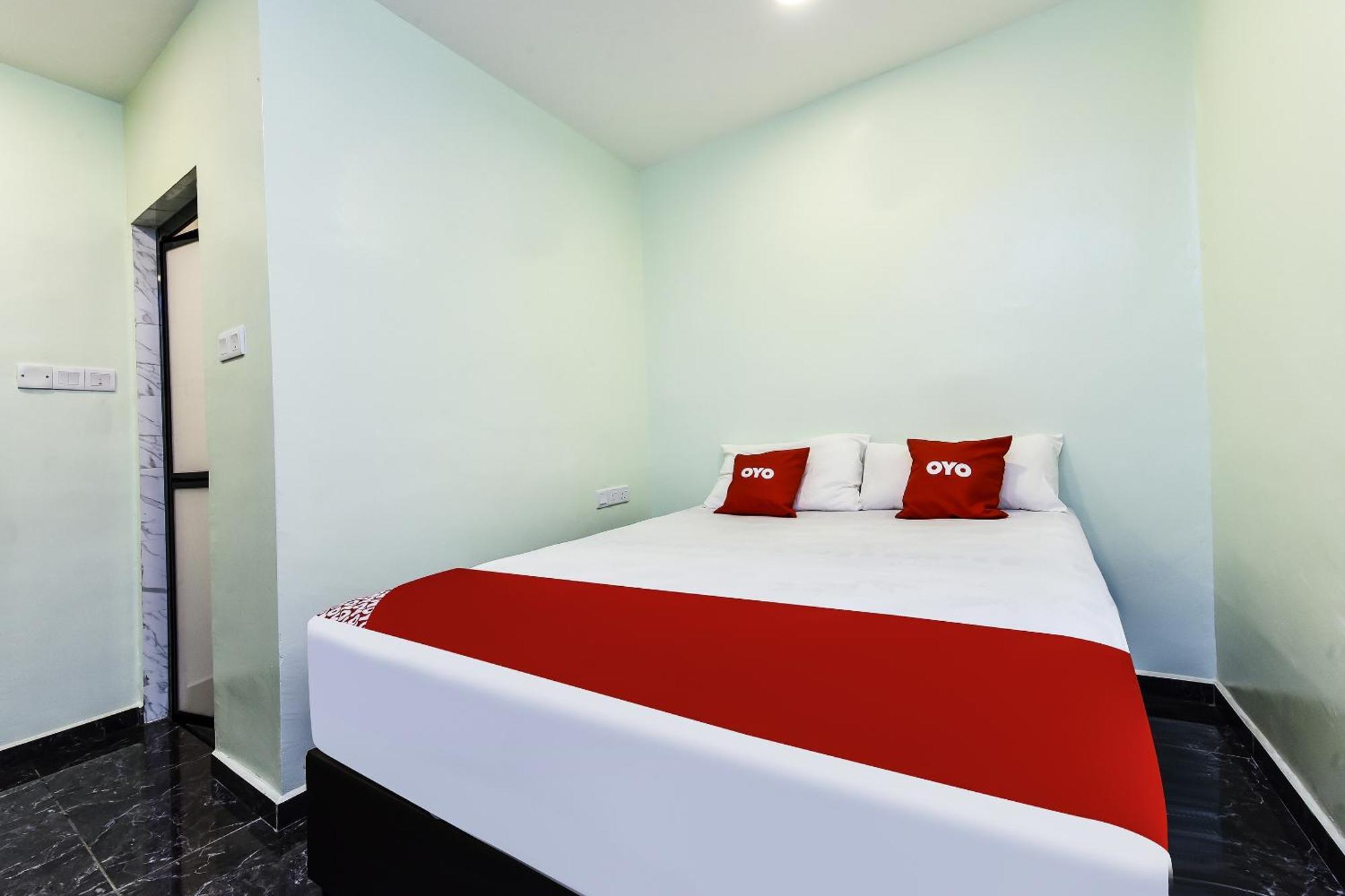 Oyo 90445 Th Hotel 伯豪 外观 照片