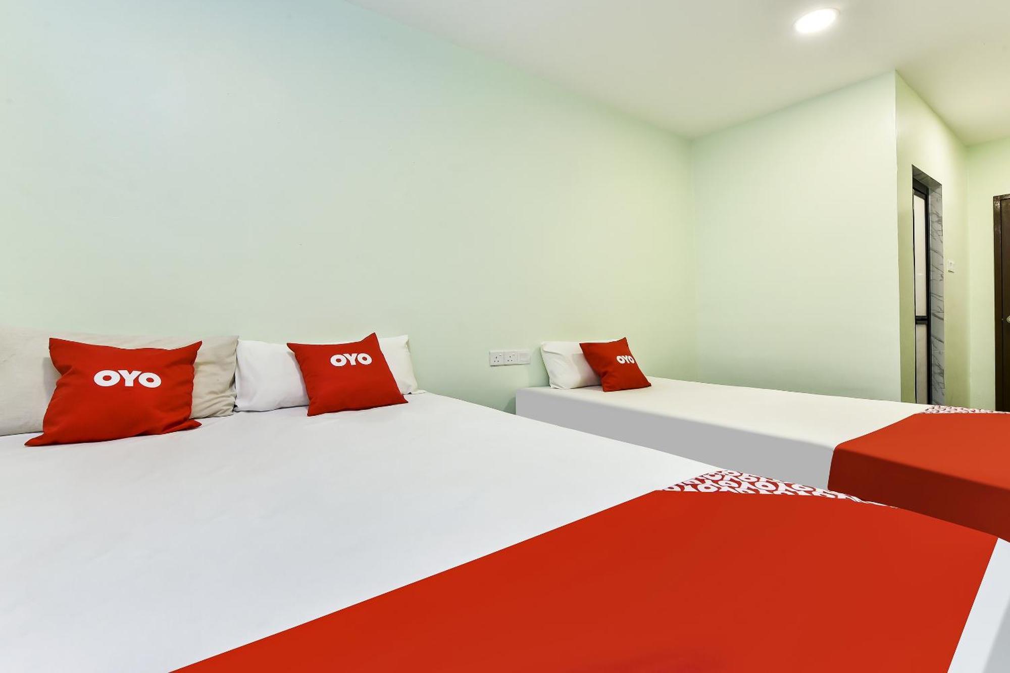 Oyo 90445 Th Hotel 伯豪 外观 照片