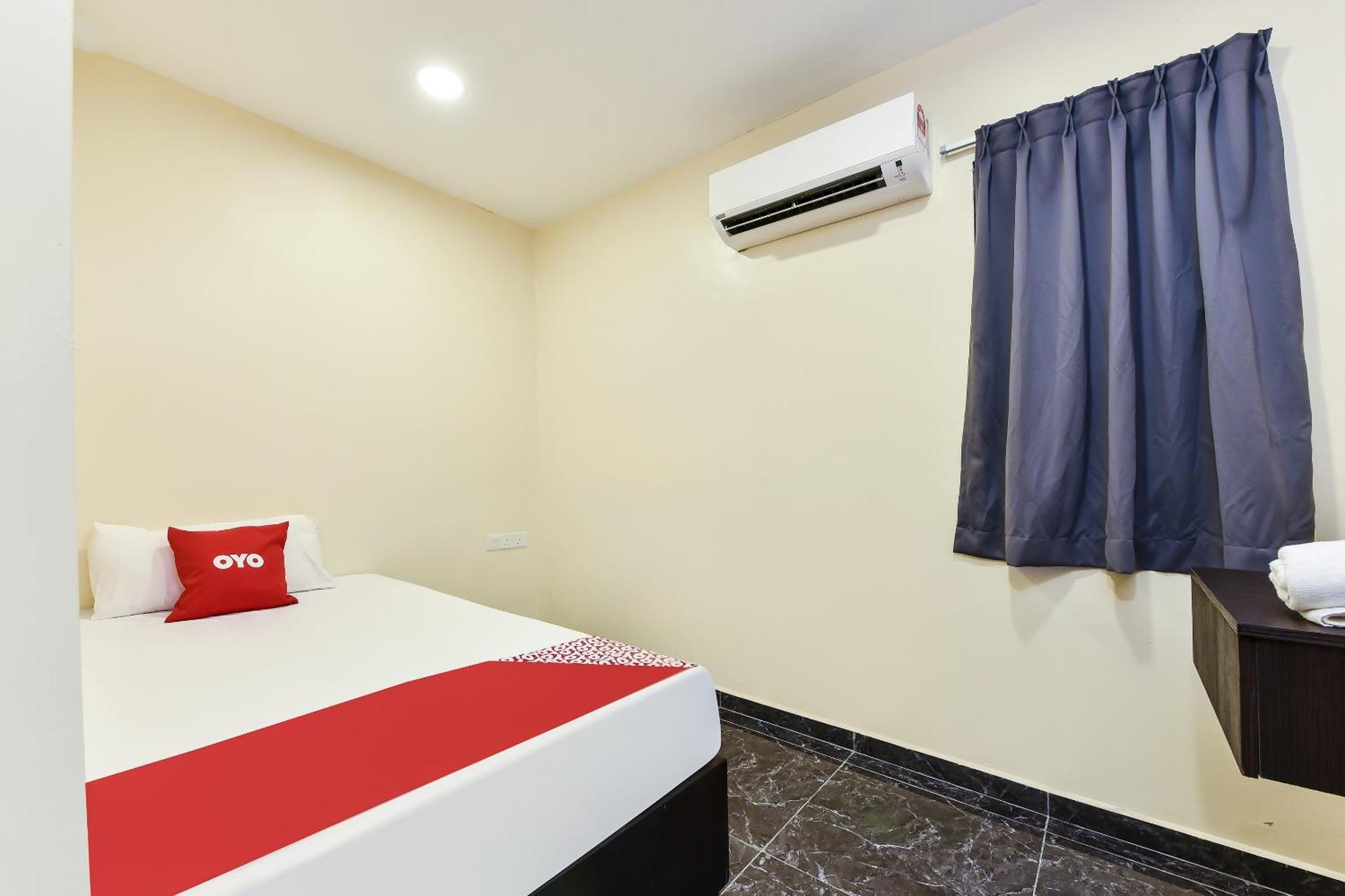 Oyo 90445 Th Hotel 伯豪 外观 照片